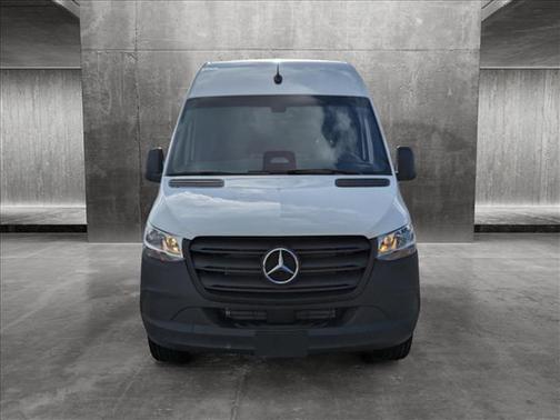 2025 Mercedes-Benz Sprinter 2500 Standard Roof