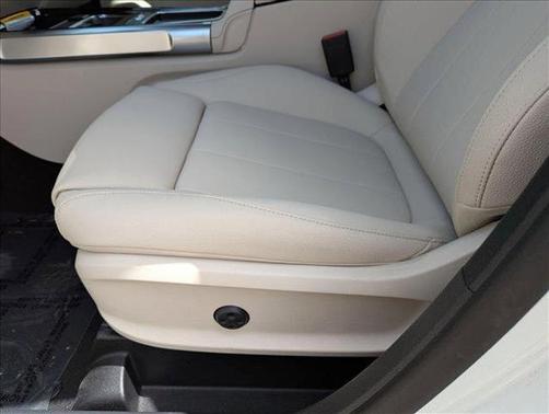 2025 Mercedes-Benz GLB 250 Base