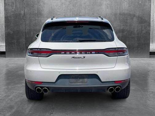 2020 Porsche Macan Base
