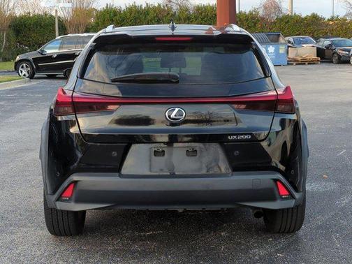 2021 Lexus UX 200 Base
