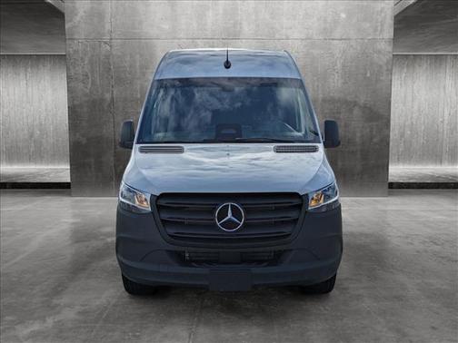 2025 Mercedes-Benz Sprinter 2500 Standard Roof