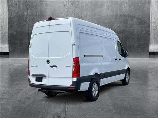 2025 Mercedes-Benz Sprinter 2500 Standard Roof