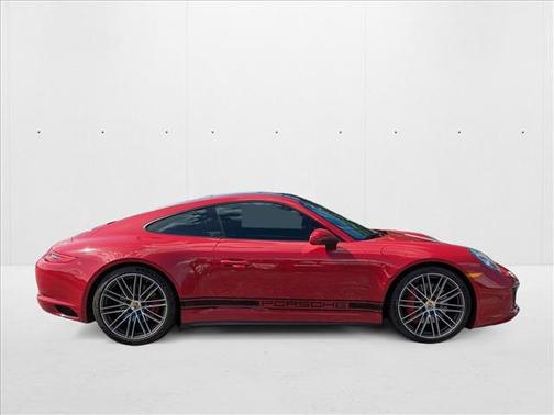 2017 Porsche 911 Carrera 4S