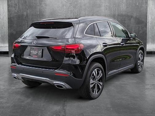 2025 Mercedes-Benz GLA 250 Base