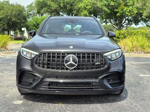 Graphite Grey Metallic 2026 Mercedes-Benz AMG GLC 43 4MATIC
