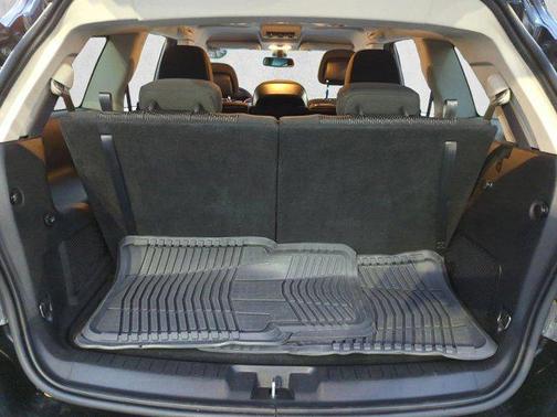 Pitch Black Clearcoat 2019 Dodge Journey SE