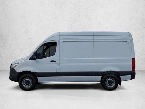 Arctic White 2026 Mercedes-Benz Sprinter 2500 Standard Roof