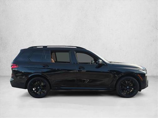 Black Sapphire Metallic 2026 BMW X7 xDrive40i