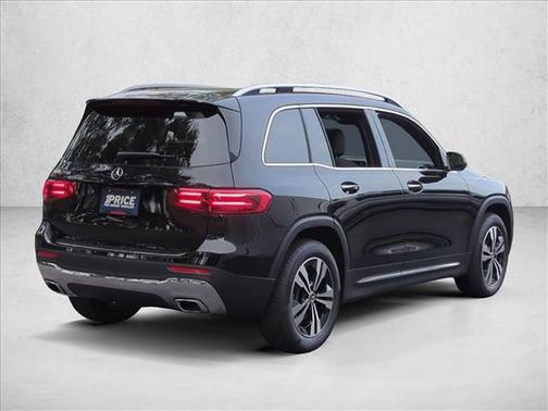 Night Black 2026 Mercedes-Benz GLB 250 Base