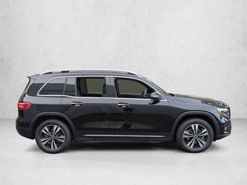 Night Black 2026 Mercedes-Benz GLB 250 Base