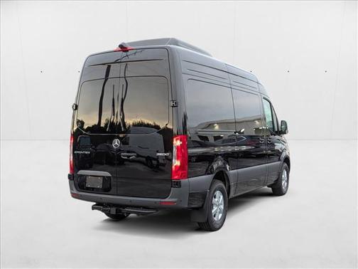 2025 Mercedes-Benz Sprinter 2500 Standard Roof
