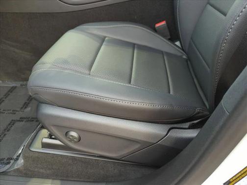 MANUFAKTUR Moonlight White magno 2026 Mercedes-Benz GLE 350 4MATIC