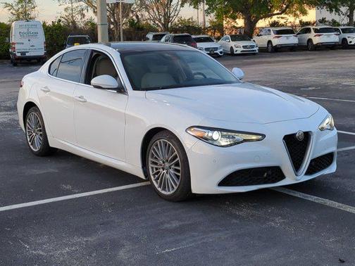2019 Alfa Romeo Giulia Ti Lusso
