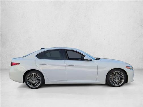 2019 Alfa Romeo Giulia Ti Lusso