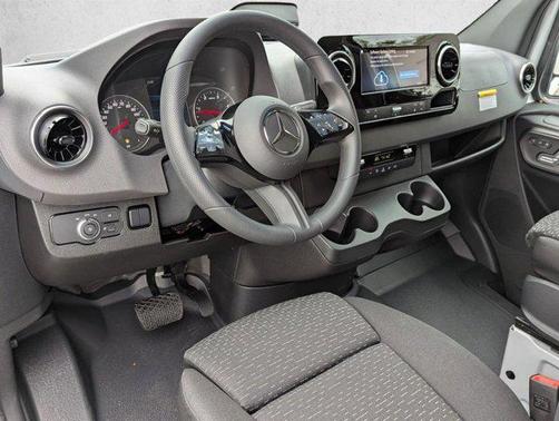 Arctic White 2026 Mercedes-Benz Sprinter 2500 Standard Roof