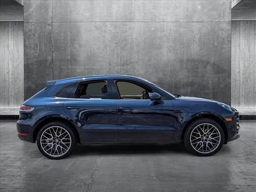 2020 Porsche Macan Base