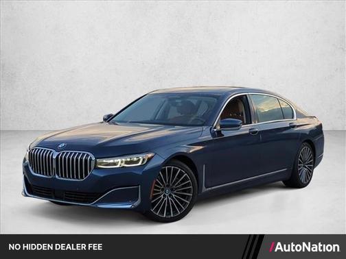 Phytonic Blue Metallic 2022 BMW 740 i