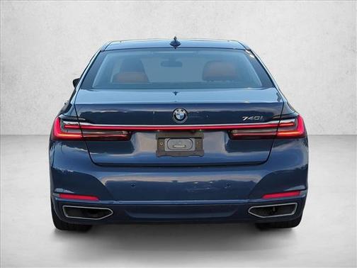 Phytonic Blue Metallic 2022 BMW 740 i