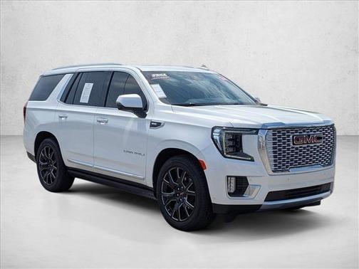White Frost Tricoat 2024 GMC Yukon Denali