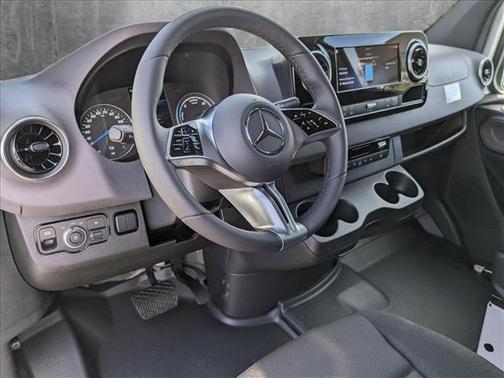 2024 Mercedes-Benz Sprinter 2500 High Roof