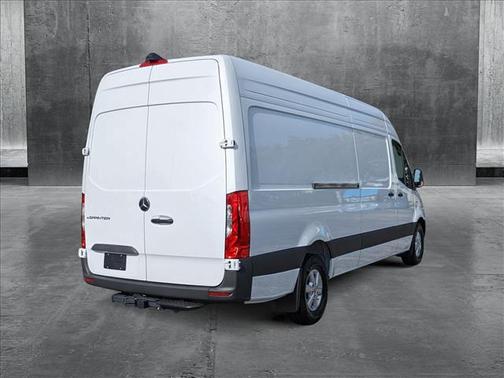 2024 Mercedes-Benz Sprinter 2500 High Roof