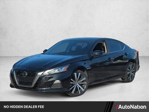 Super Black 2022 Nissan Altima SR FWD