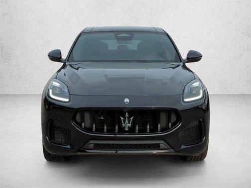 Nero Tempesta Meta 2025 Maserati Grecale Modena