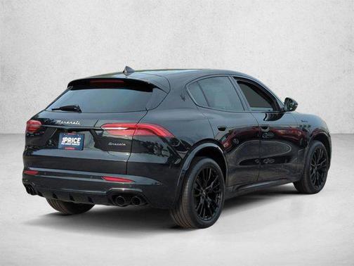 Nero Tempesta Meta 2025 Maserati Grecale Modena