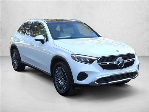 Polar White 2026 Mercedes-Benz GLC 300 Base