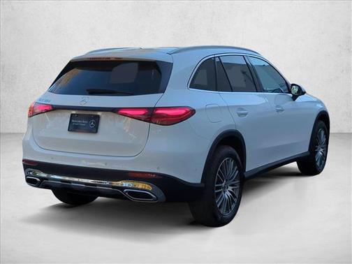 Polar White 2026 Mercedes-Benz GLC 300 Base