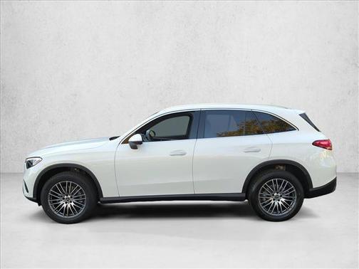 Polar White 2026 Mercedes-Benz GLC 300 Base