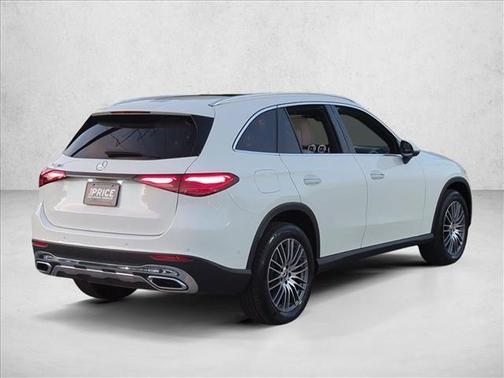 Polar White 2026 Mercedes-Benz GLC 300 Base