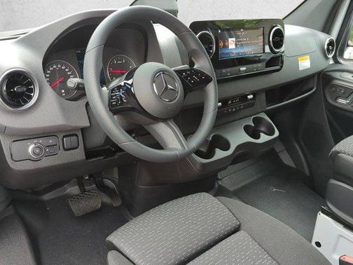 Arctic White 2026 Mercedes-Benz Sprinter 2500 Standard Roof