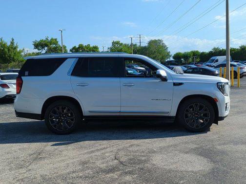 White Frost Tricoat 2024 GMC Yukon Denali