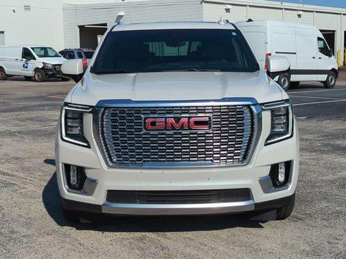 White Frost Tricoat 2024 GMC Yukon Denali