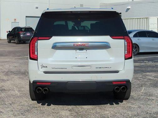 White Frost Tricoat 2024 GMC Yukon Denali
