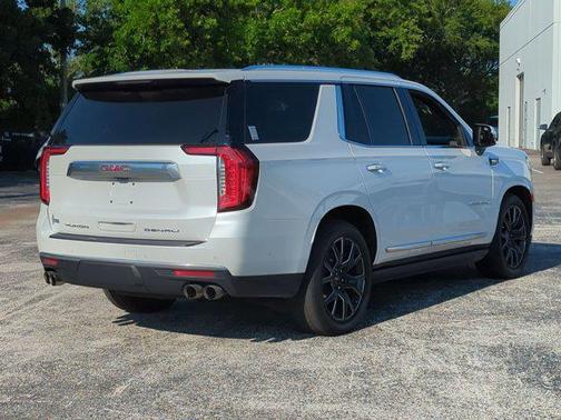 White Frost Tricoat 2024 GMC Yukon Denali