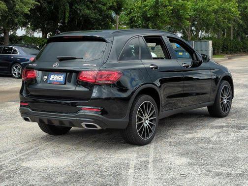 Black 2022 Mercedes-Benz GLC 300 Base
