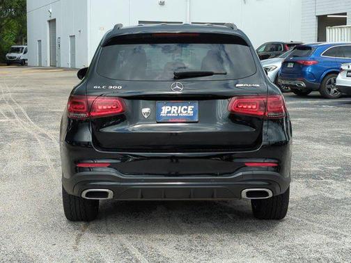 Black 2022 Mercedes-Benz GLC 300 Base