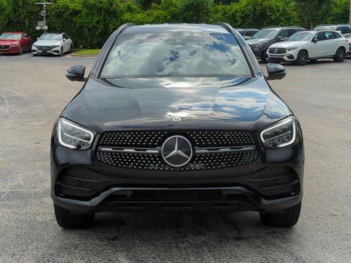 Black 2022 Mercedes-Benz GLC 300 Base