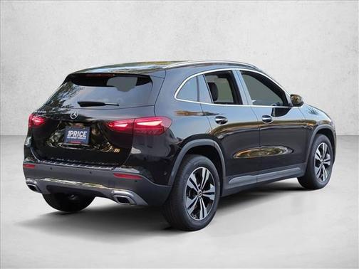 Night Black 2026 Mercedes-Benz GLA 250 4MATIC
