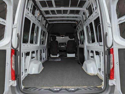 2025 Mercedes-Benz Sprinter 2500 Standard Roof