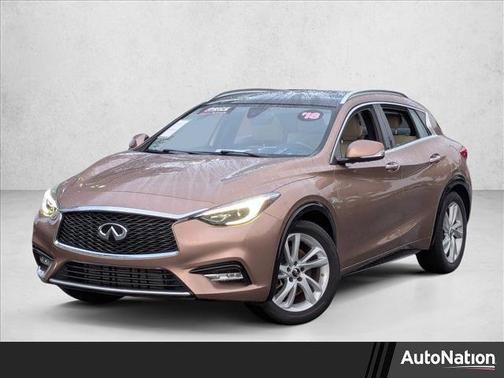 2018 INFINITI QX30 Premium