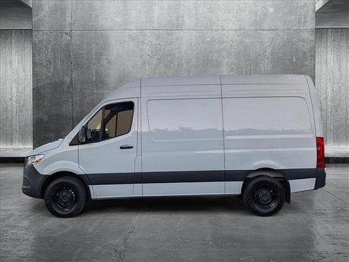2025 Mercedes-Benz Sprinter 2500 Standard Roof