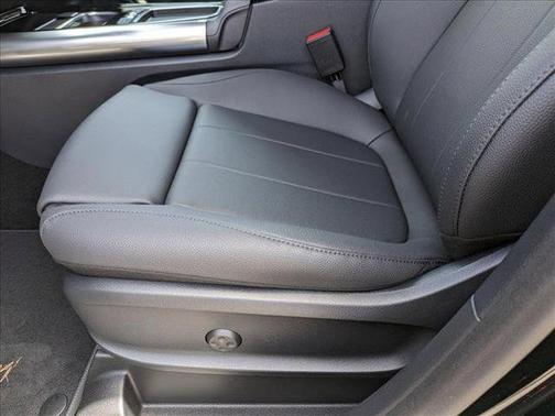 2025 Mercedes-Benz GLA 250 Base