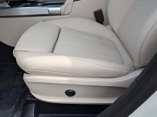 2025 Mercedes-Benz GLB 250 Base