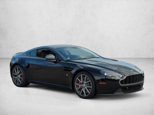 Jet Black 2015 Aston Martin V8 Vantage Base