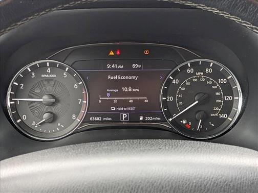 2021 INFINITI QX80 Luxe