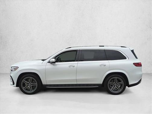 MANUFAKTUR Moonlight White Metallic 2026 Mercedes-Benz GLS 450 4MATIC