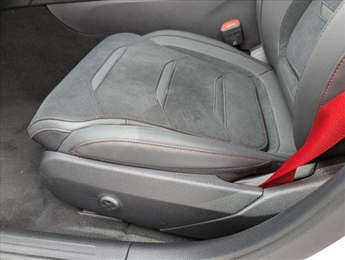 2026 Mercedes-Benz AMG C 43 4MATIC